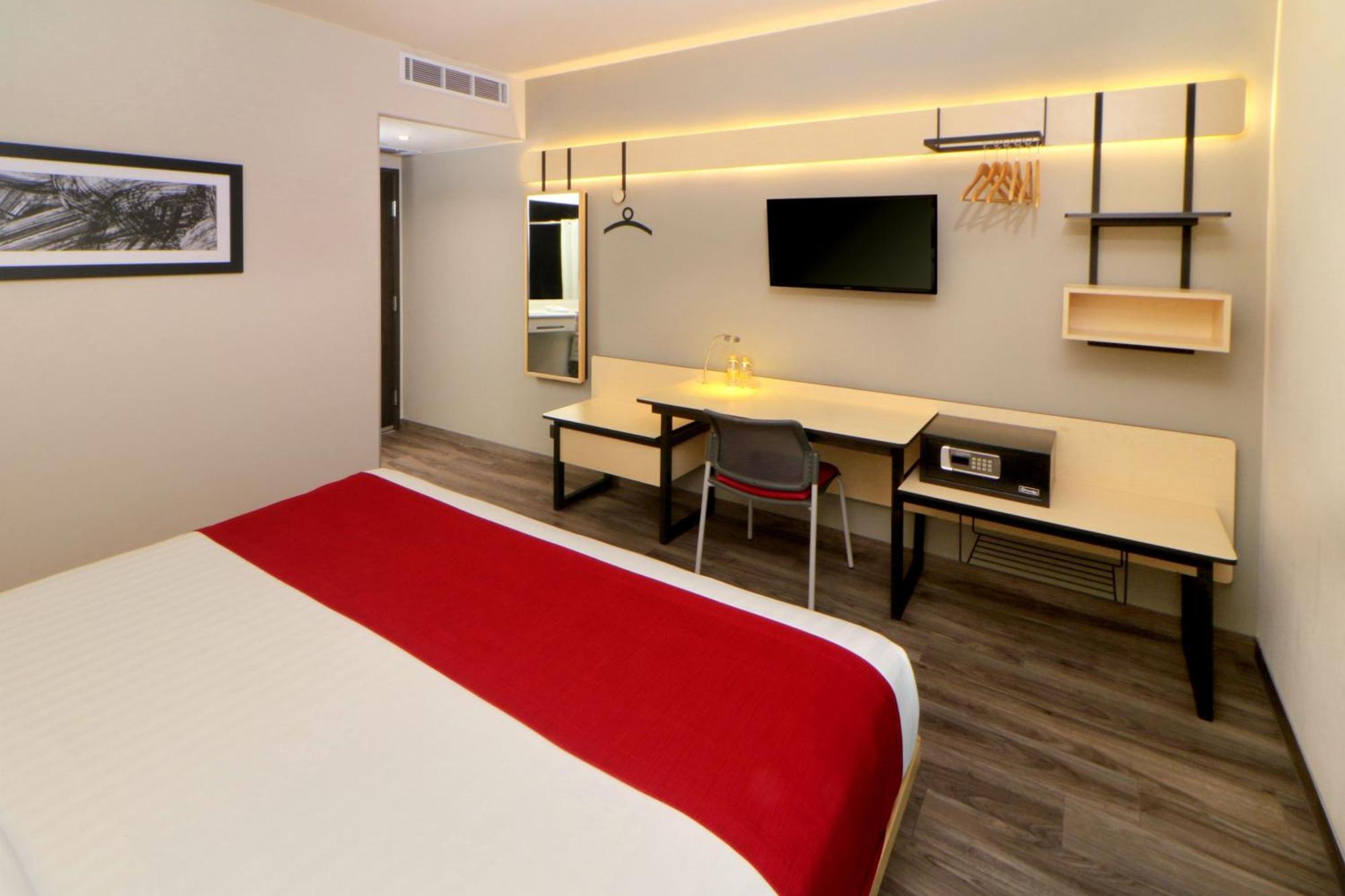 City Express Plus By Marriott Puerto Vallarta Exterior foto